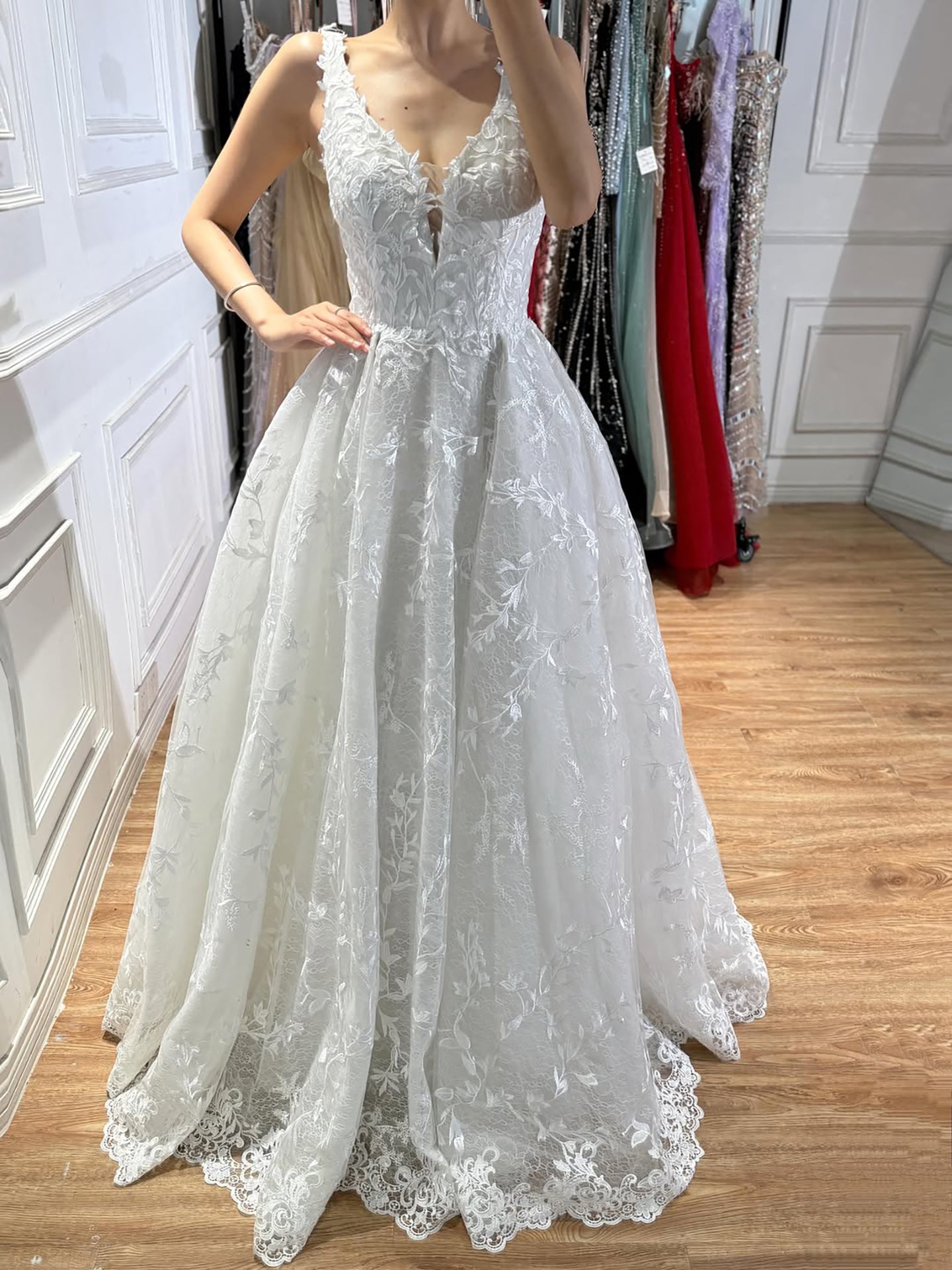 Luxury White Lace V-Neck Low Back Appliques A-Line Wedding Dress HA2541 SERENE HILL