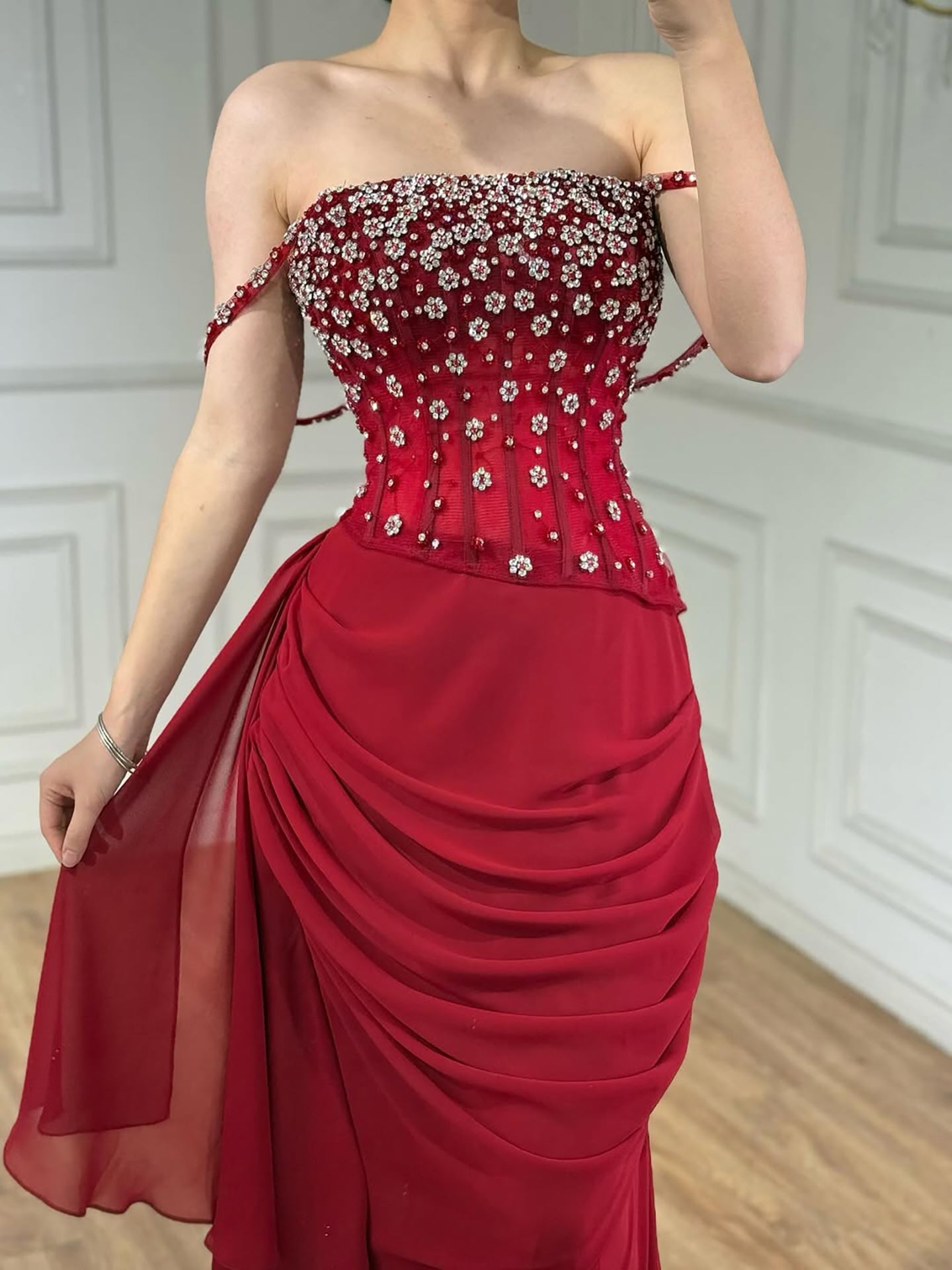Luxury Black Beaded Mermaid Prom Dress with Spaghetti Straps LA73047