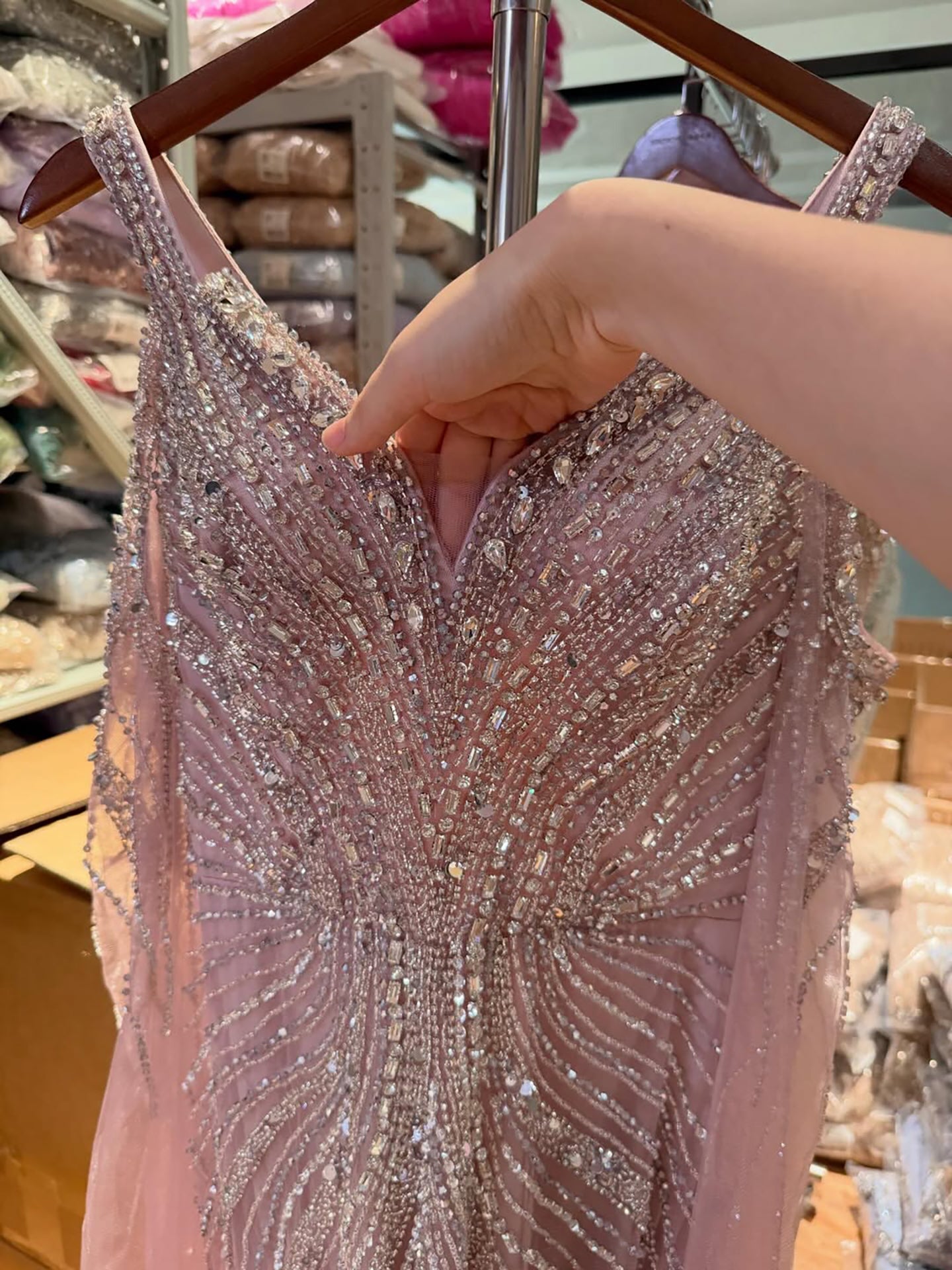 Luxury Pink Beaded Mermaid Evening Dress With Cape Sleeves LA73210