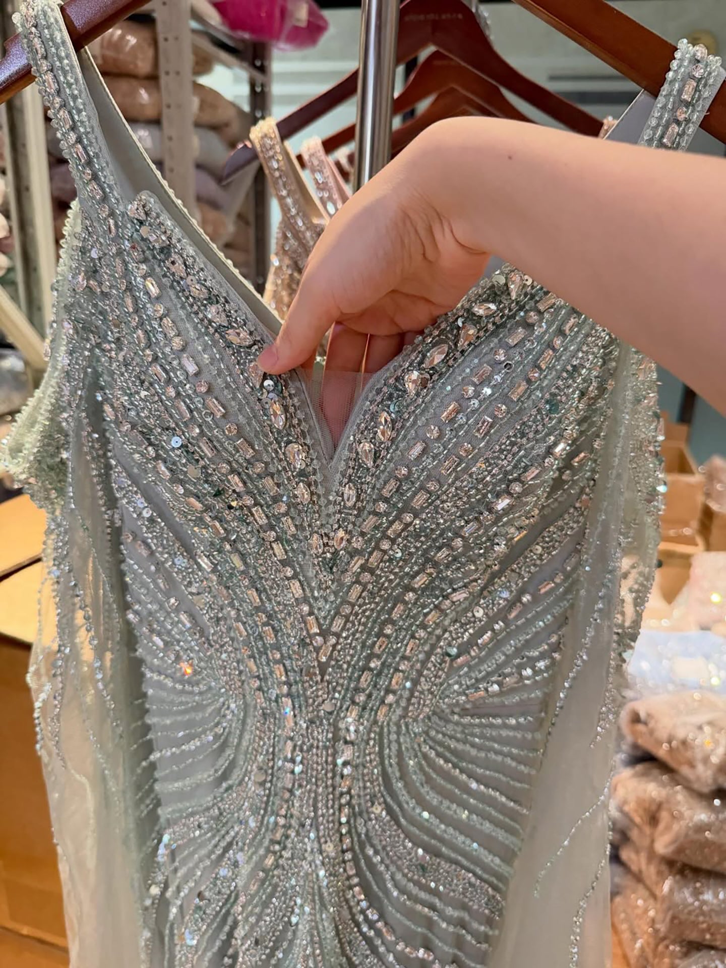 Luxury Pink Beaded Mermaid Evening Dress With Cape Sleeves LA73210