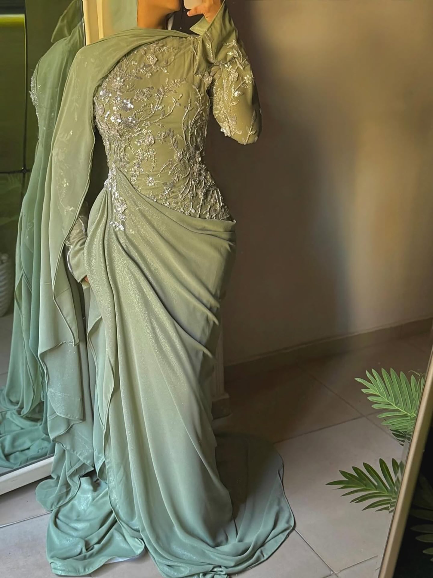 Luxury Sage Green Lace Appliques Evening Dress Long Sleeves LA73626 - SERENE HILL