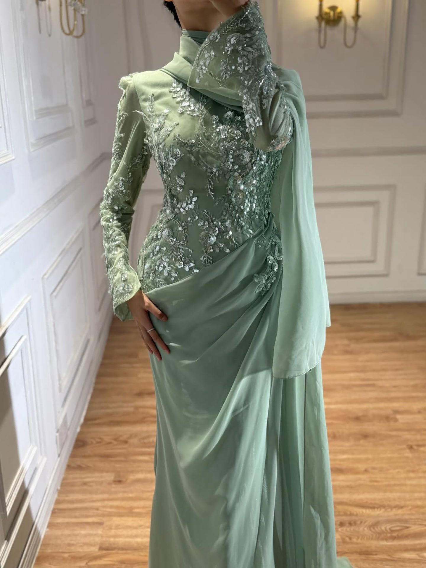 Luxury Sage Green Lace Appliques Evening Dress Long Sleeves LA73626