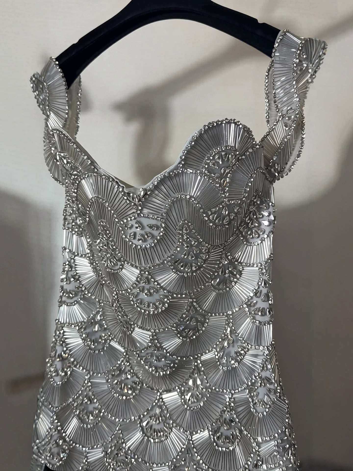 Luxury Gold Sweetheart Scalloped Crystal Beaded Mini Dress LA73748E SERENE HILL