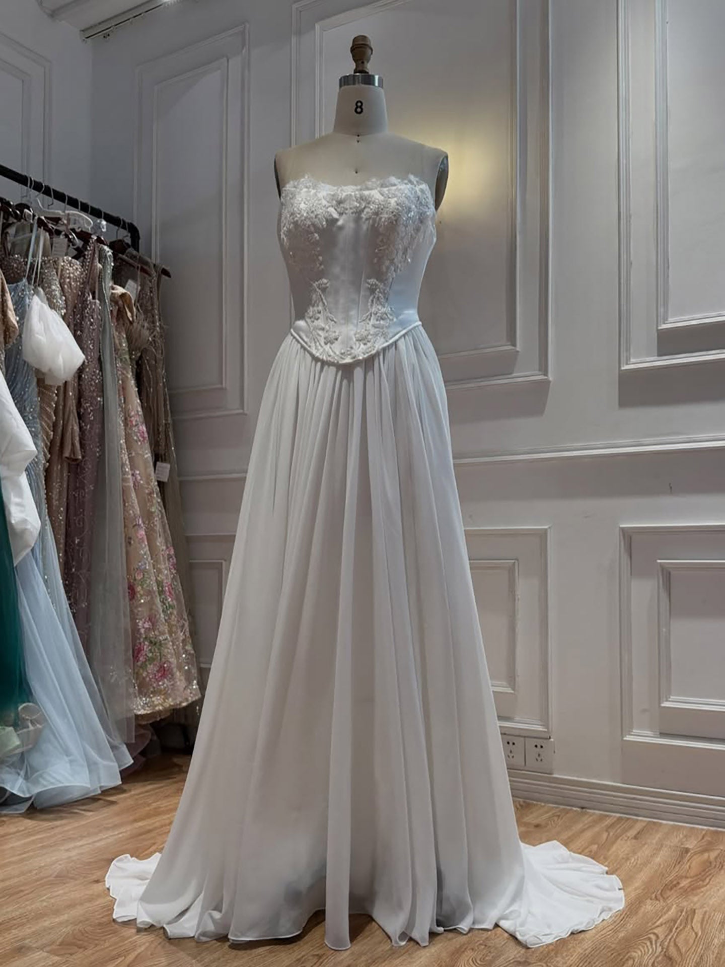 Luxury White Strapless Satin Corset Wedding Gown with Cape LA73813