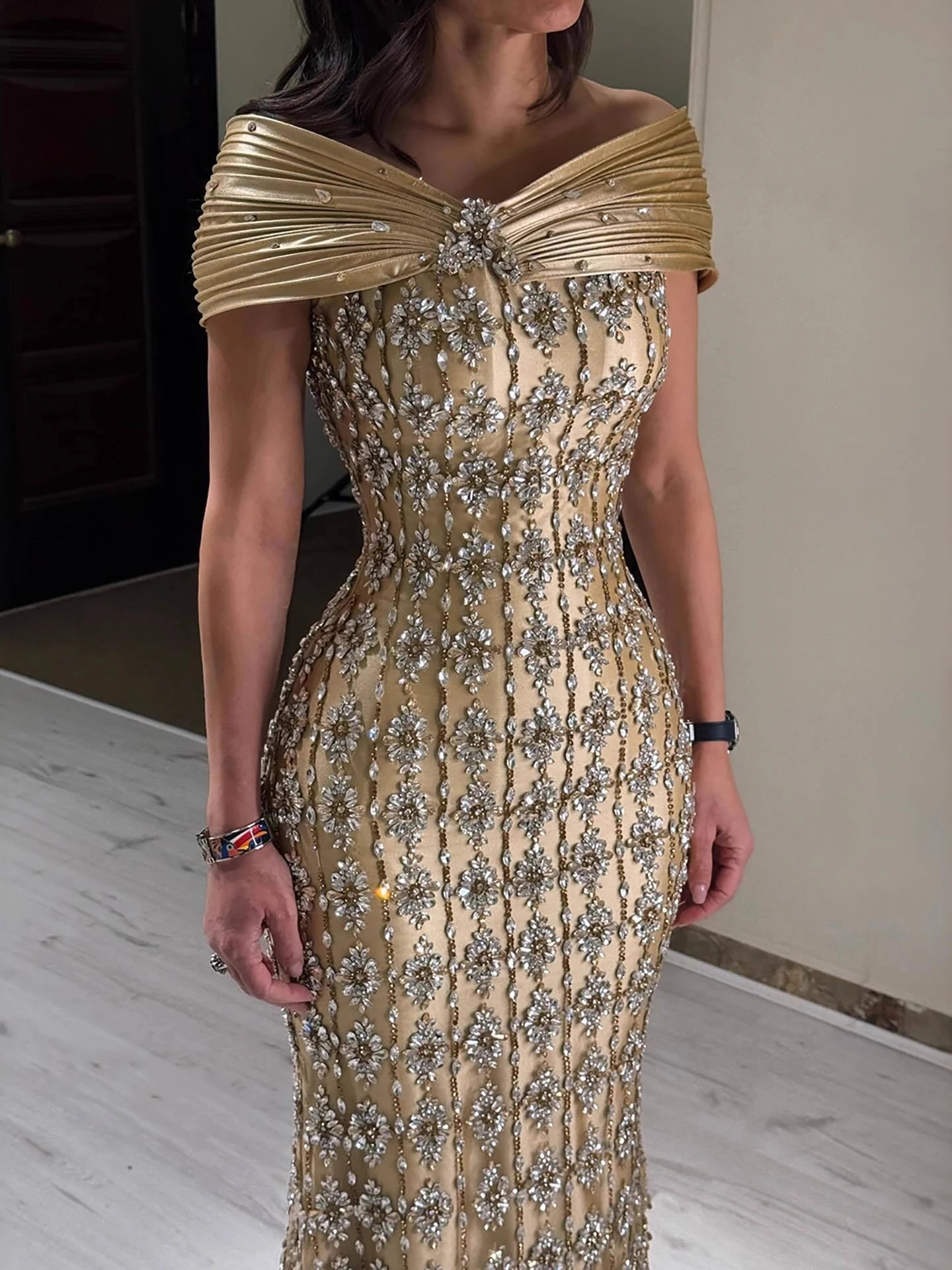 Luxury Gold Arabic Ruffles Evening Dress LA73362 - SERENE HILL