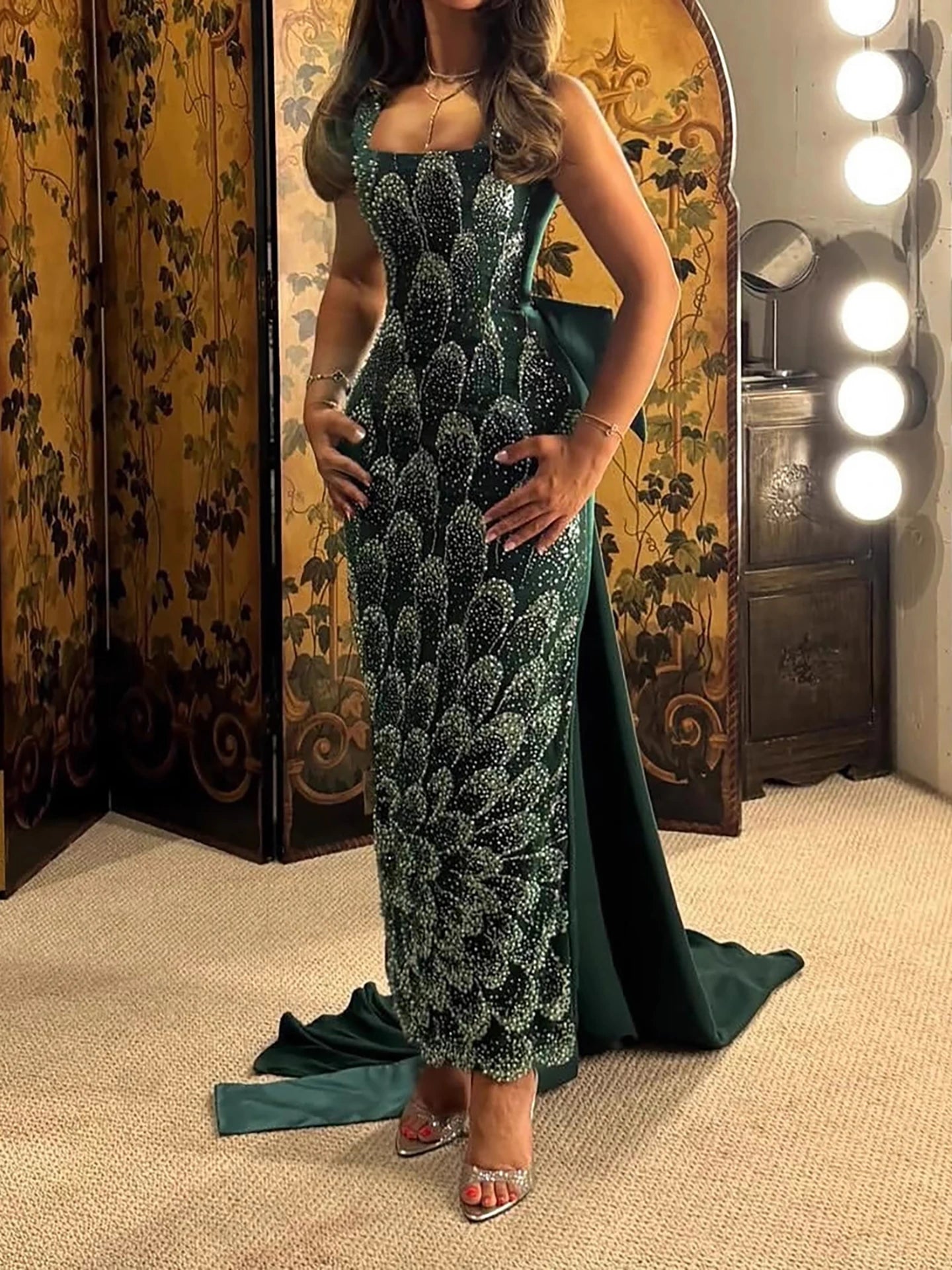 Luxury Evening Dress Emerald Green Bow Sheath Straight With Train LA73380 - SERENE HILL