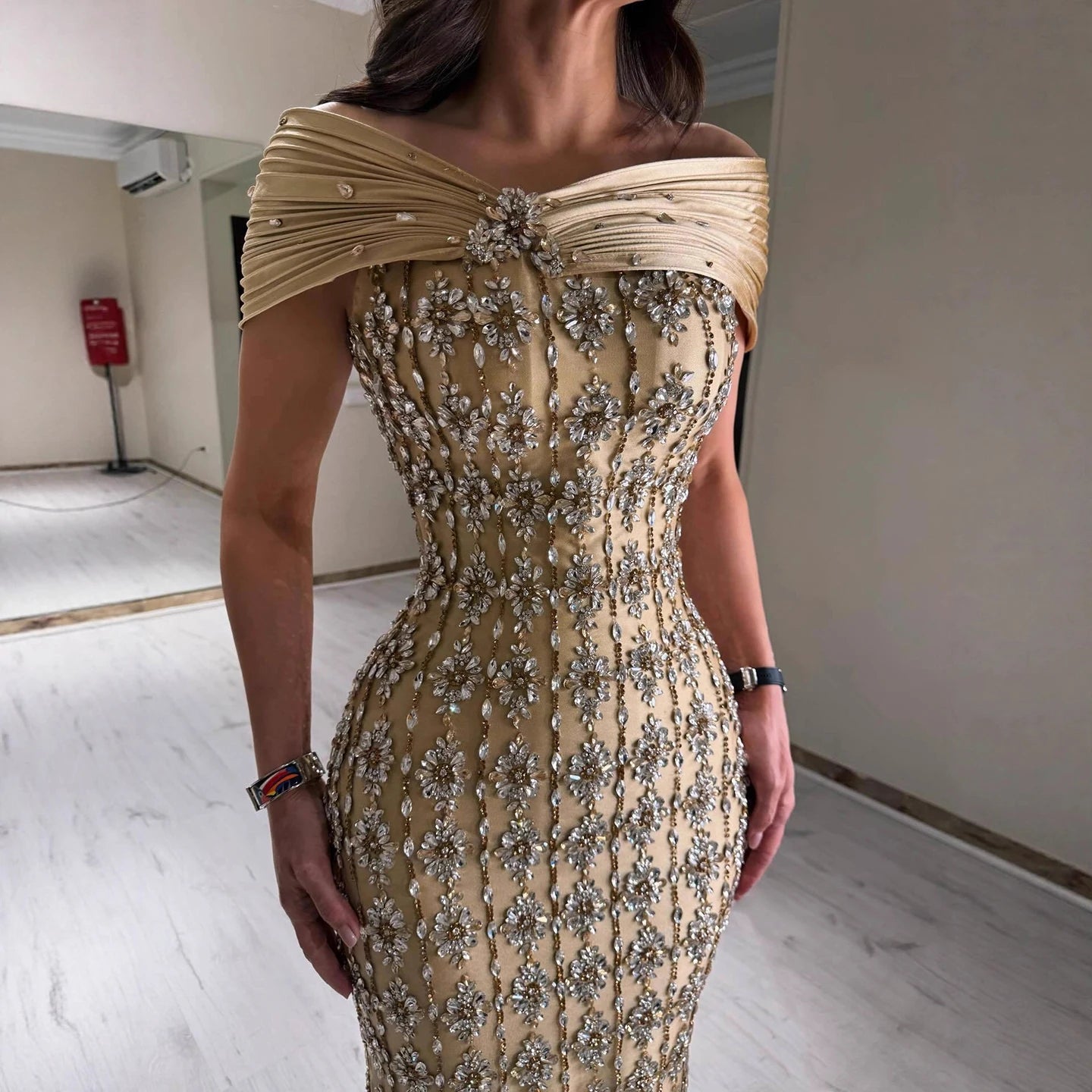 Luxury Gold Arabic Ruffles Evening Dress LA73362 - SERENE HILL
