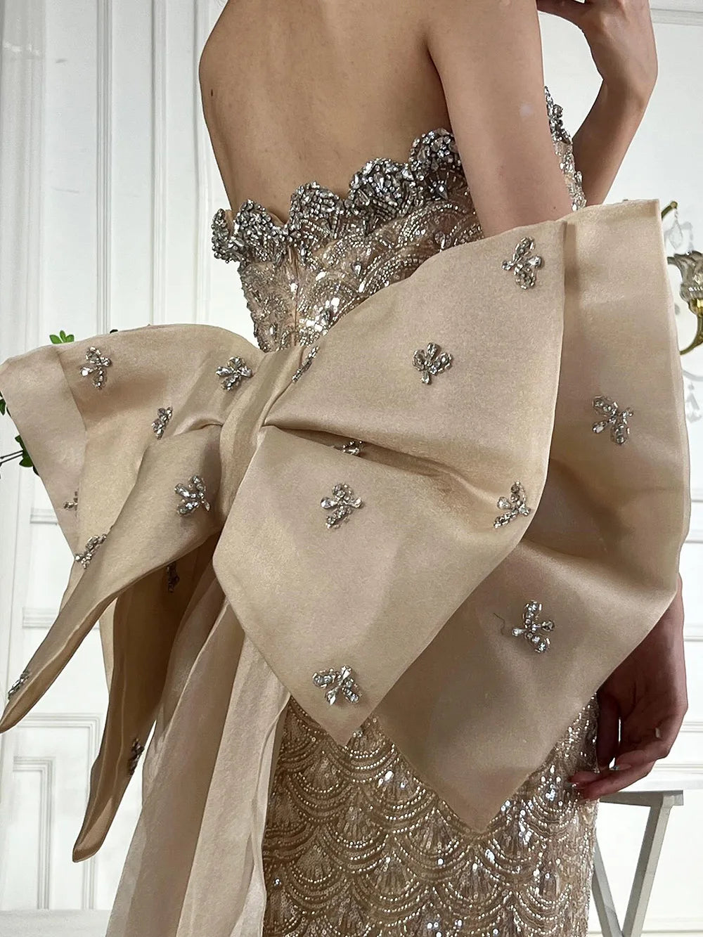 Luxury Dubai Nude Saudi Arabic Evening Gown with Beaded Tassel Dress for Formal Occasion LA72730 - SERENE HILL