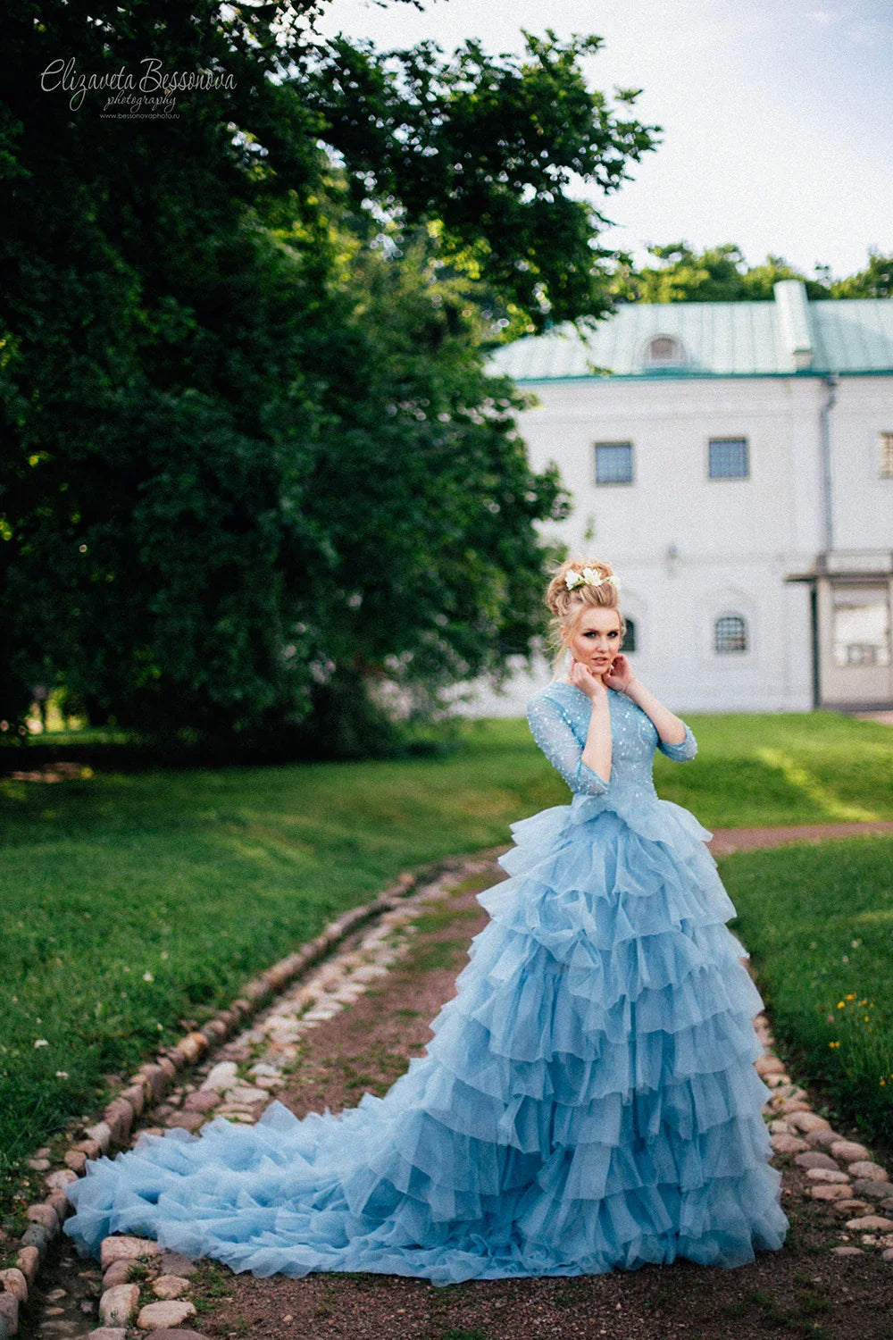 Наша покупательница-фотограф порадовала нас фотосессиями в новых платья приобретенных у нас. Часть 2 - SERENE HILL