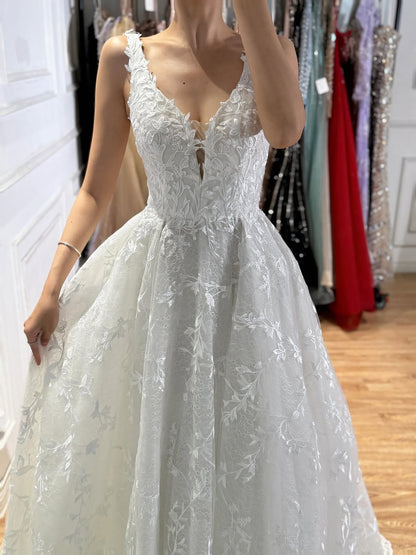 Luxury White Lace V-Neck Low Back Appliques A-Line Wedding Dress HA2541 SERENE HILL