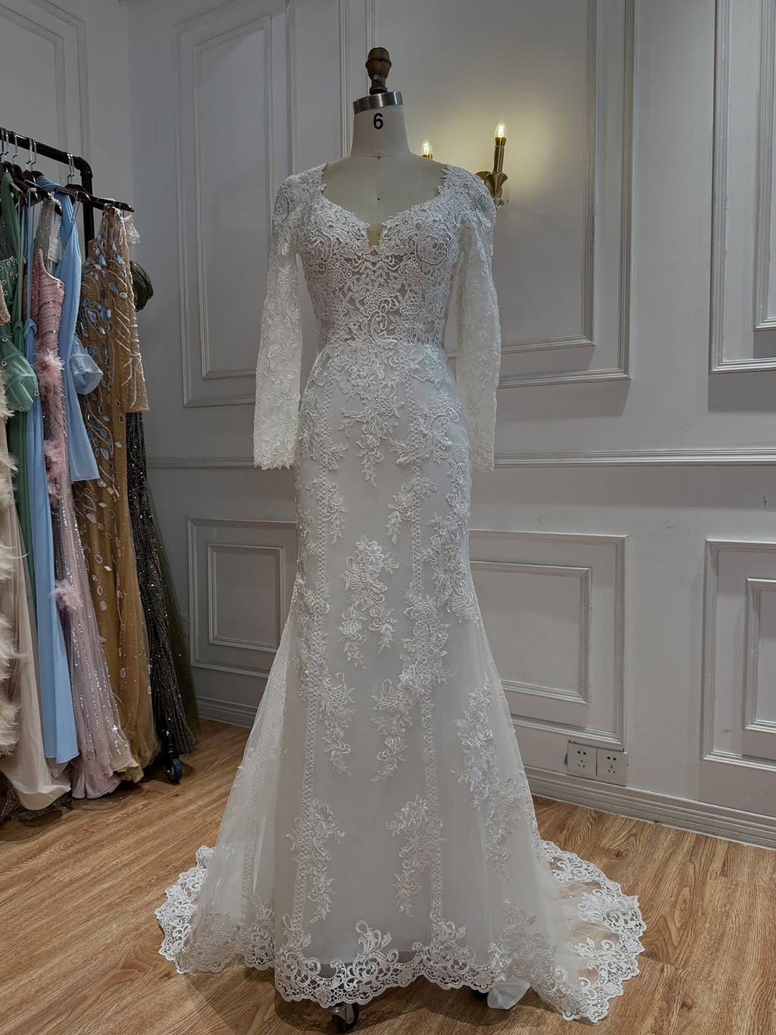 Elegant White Floral Lace Long Sleeve Mermaid Wedding Dress HA2559