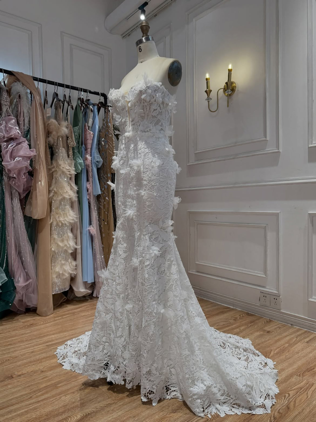 Luxury White 3D Floral Lace Mermaid Wedding Dress HA2561