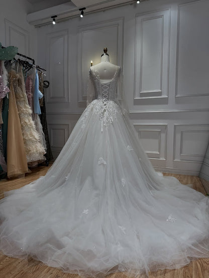 Romantic White Lace Long Sleeve Ball Gown Wedding Dress HA2582
