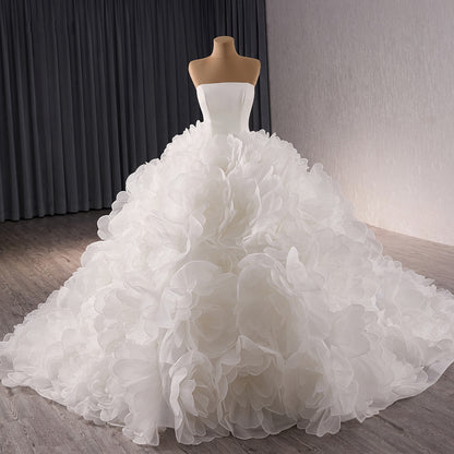 Luxury White Strapless 3D Floral Tulle Ball Gown HM241086