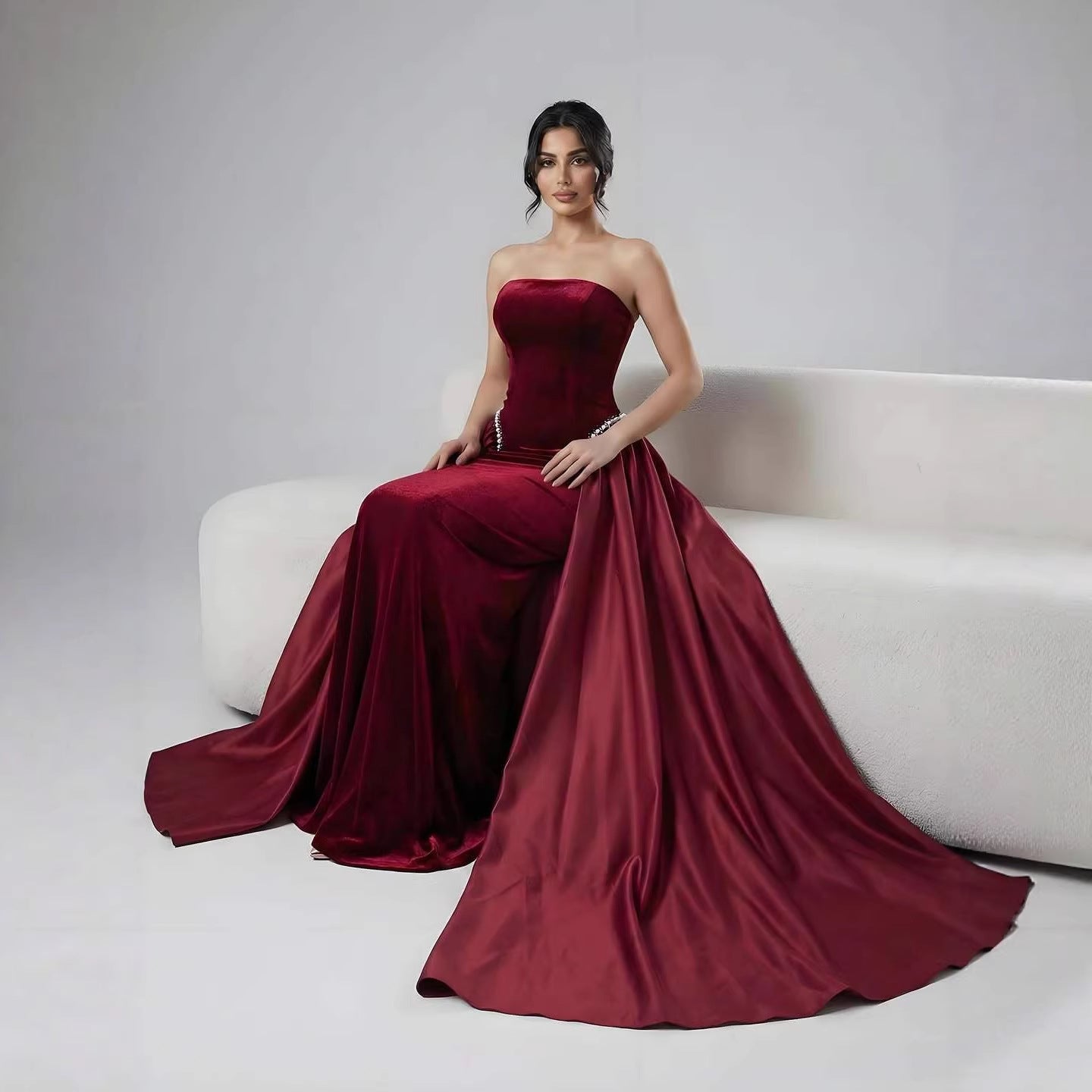 Luxury Navy Blue Mermaid Pearls Evening Dress Gowns With Skirt LA73351