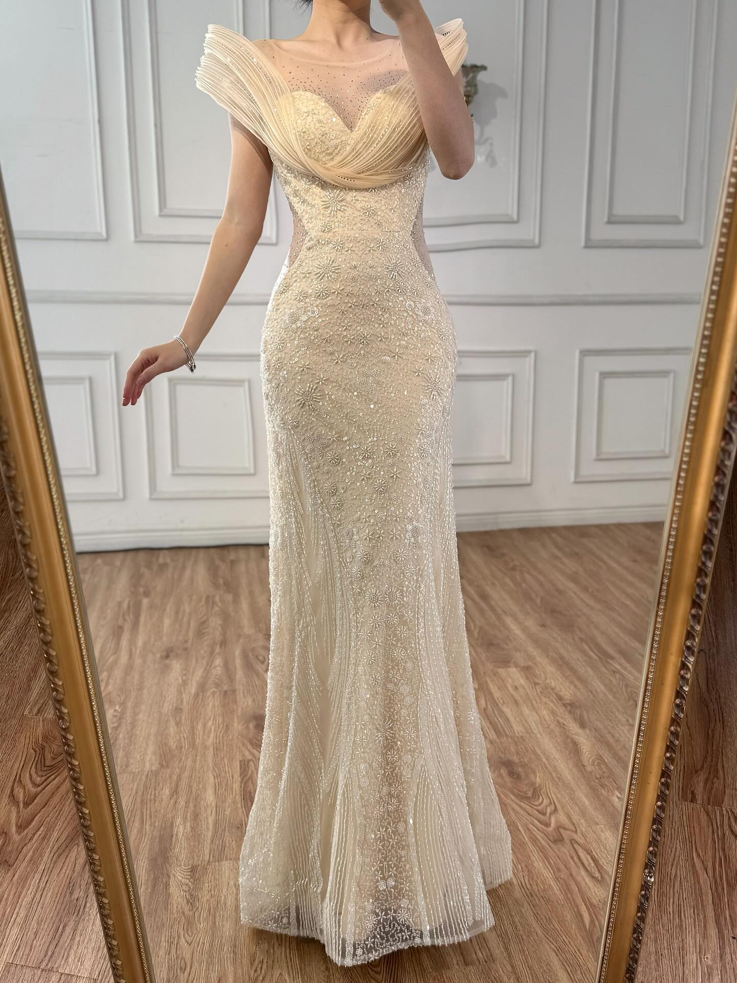 Luxury Cream Beaded Elegant Mermaid Evening Dress LA73386