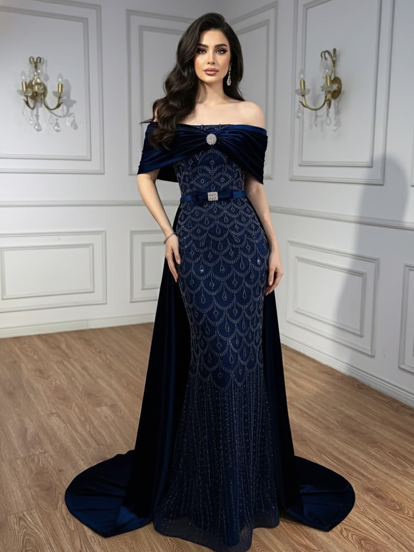 Luxury Arabic Navy Blue Evening Dress LA73416 - SERENE HILL