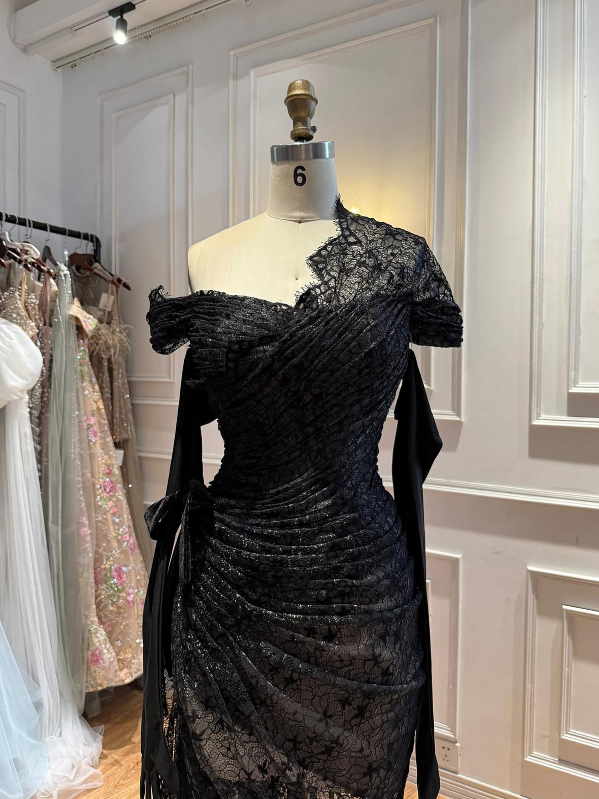 Luxury Black Long Sleeve Illusion Cut Out Lace Mermaid Evening Dress LA73522