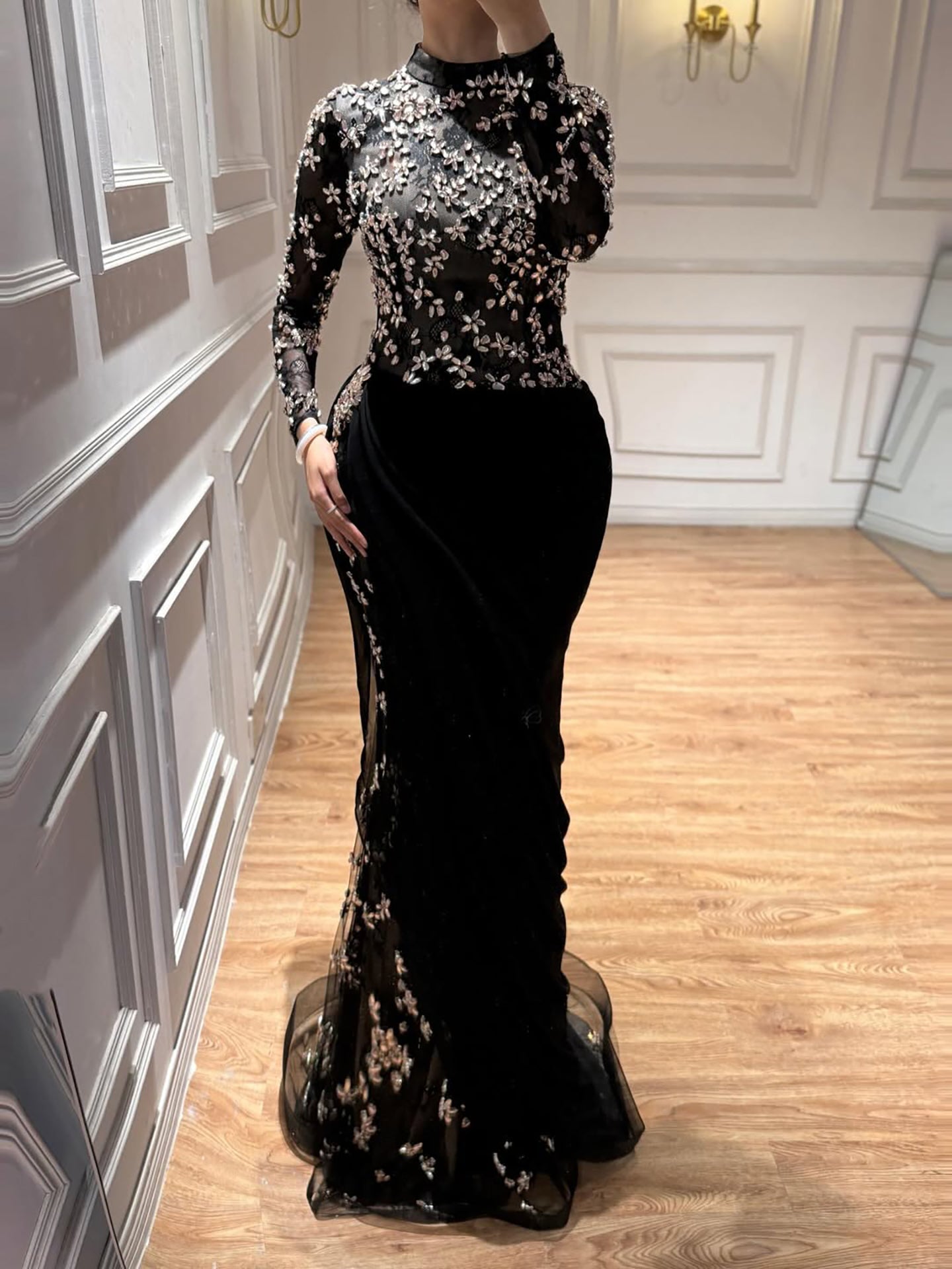 Luxury Arabic Black Modest Long Sleeves Beaded Evening Dress With Chiffon Skirt LA73524