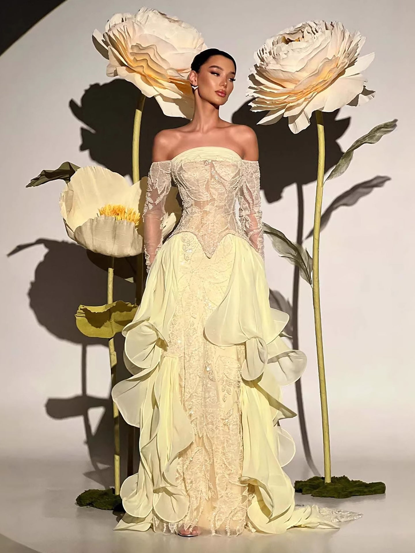 Luxury Yellow Lace Corset Ruffle Evening Dress LA73695