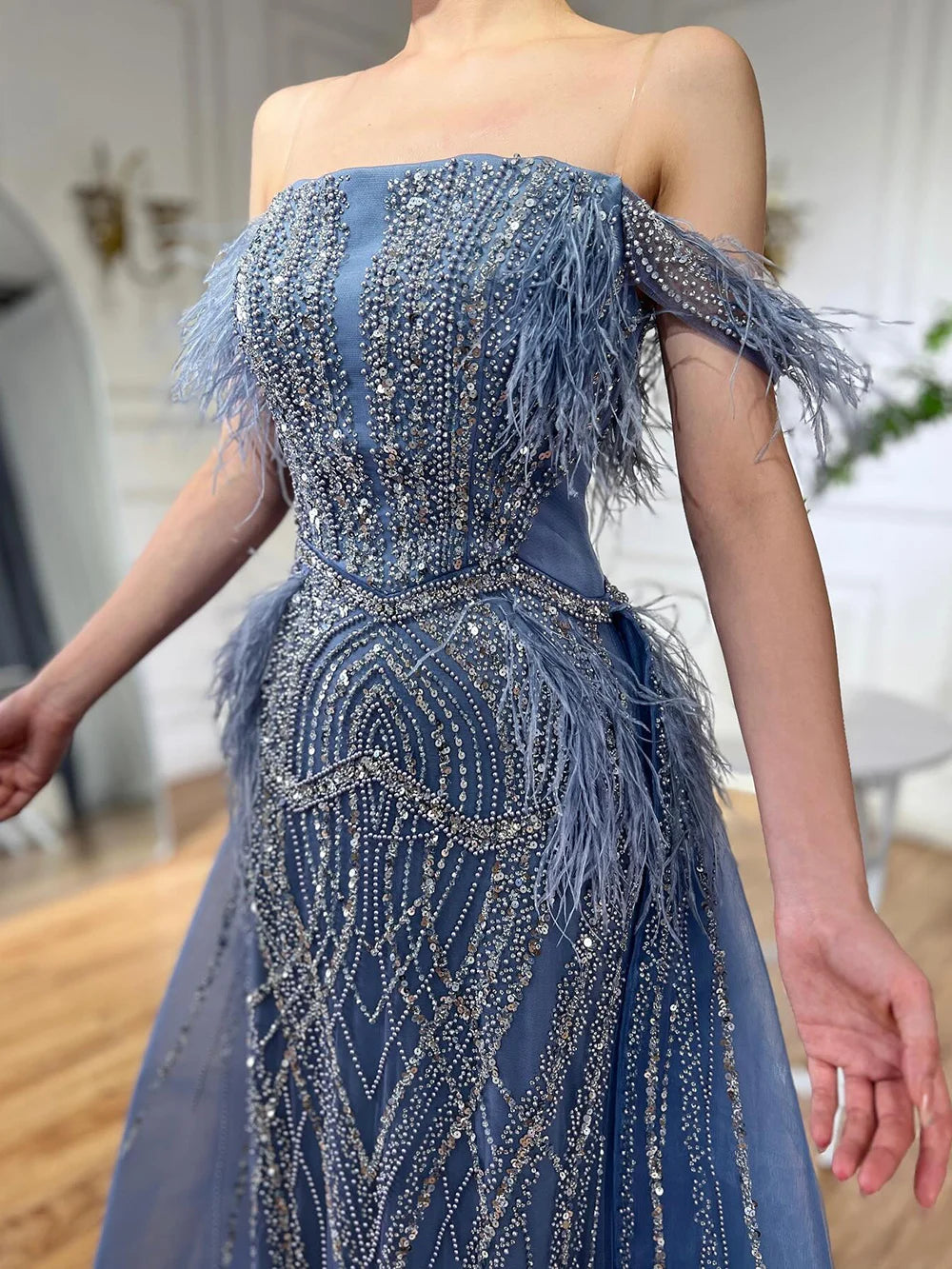 Luxury Dubai Blue Mermaid Gown Luxury Feathers Beaded Saudi Evening Dress with Overlay Skirt for Formal Occasion LA72727 - SERENE HILL