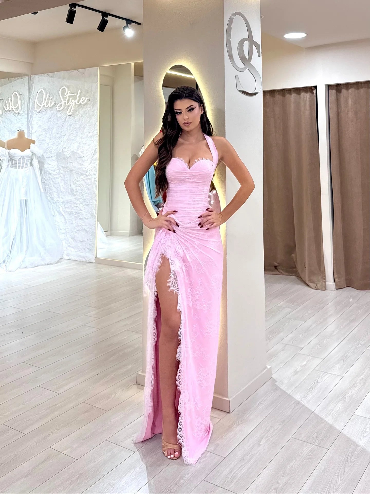 Luxury Pink Lace Halter Saudi Arabic High Split Evening Dress LA73372 - SERENE HILL