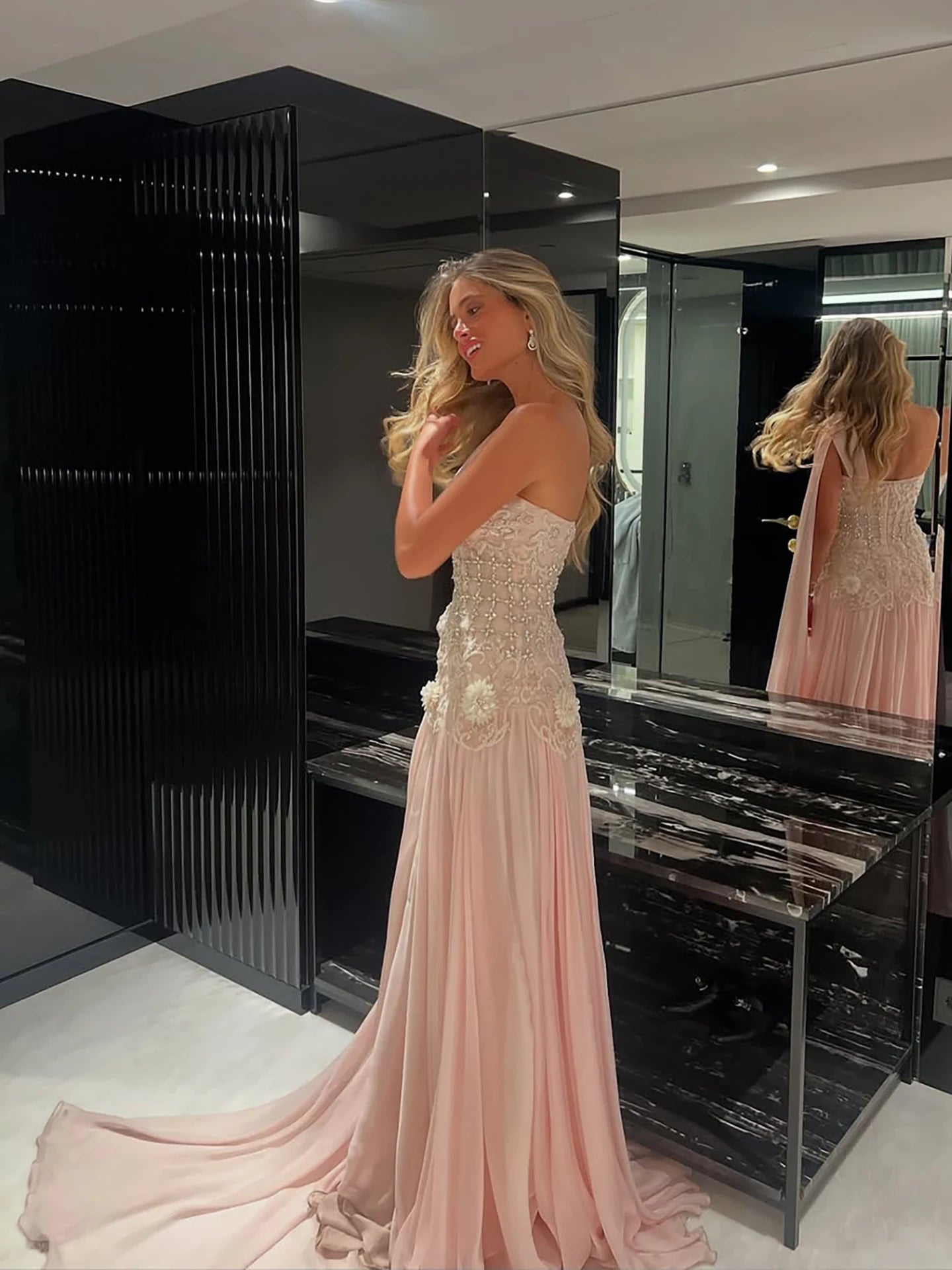 Luxury Pink Arabic Floral chiffon Evening Dress With Cape LA73451 - SERENE HILL