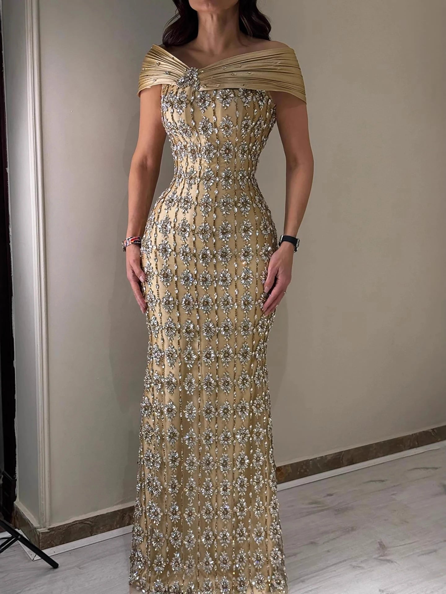 Luxury Gold Arabic Ruffles Evening Dress LA73362 - SERENE HILL