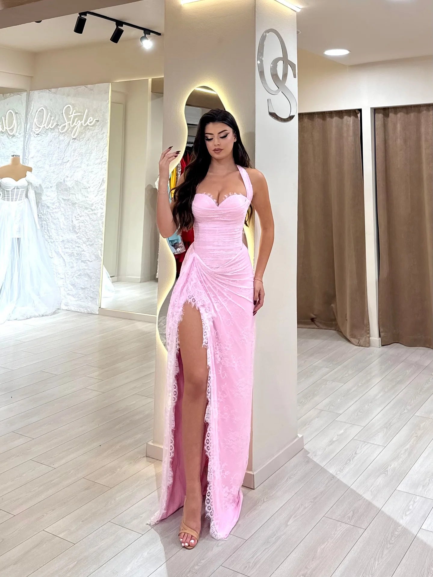 Luxury Pink Lace Halter Saudi Arabic High Split Evening Dress LA73372 - SERENE HILL