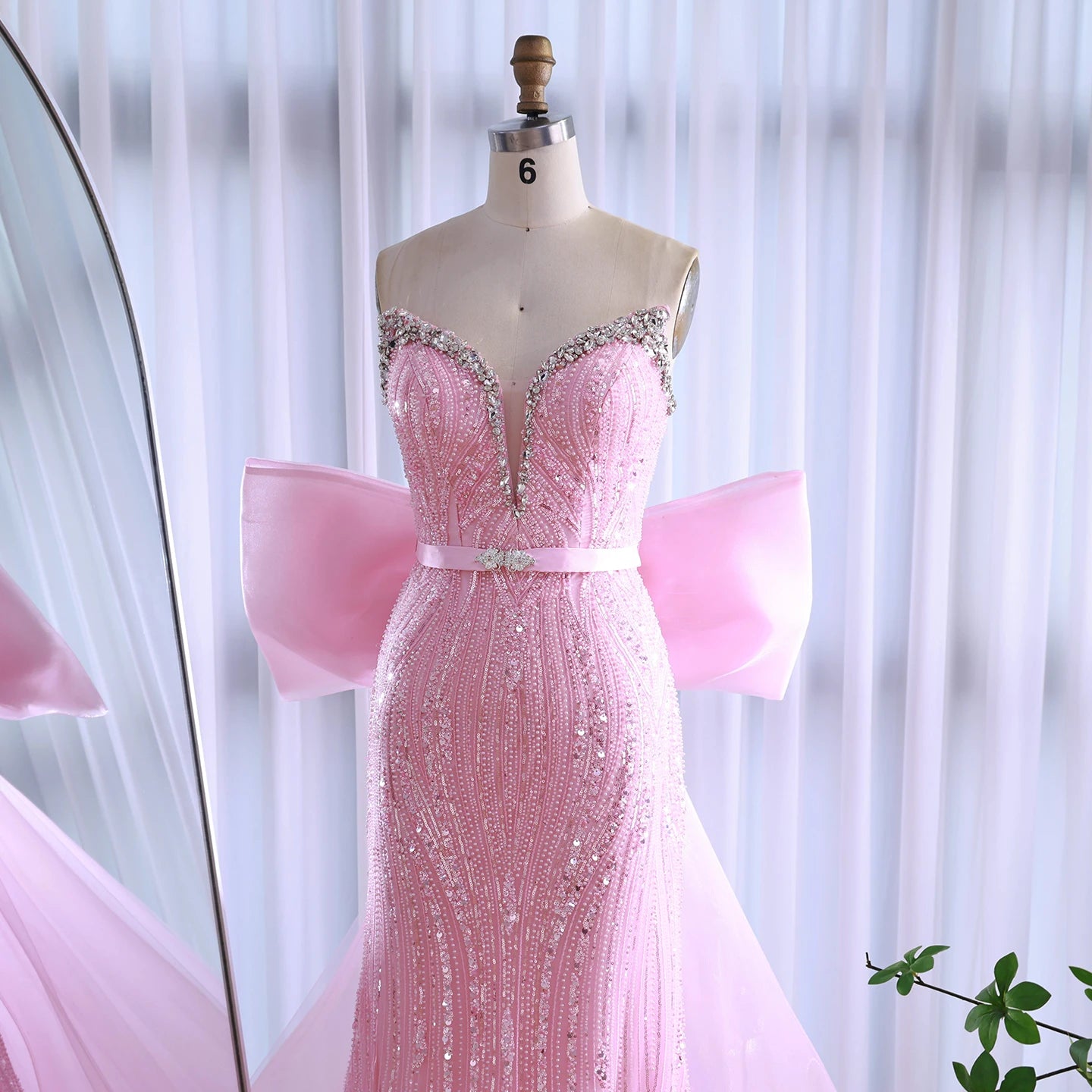 Luxury Dubai Pink Bow Evening Dress LA73061A - SERENE HILL
