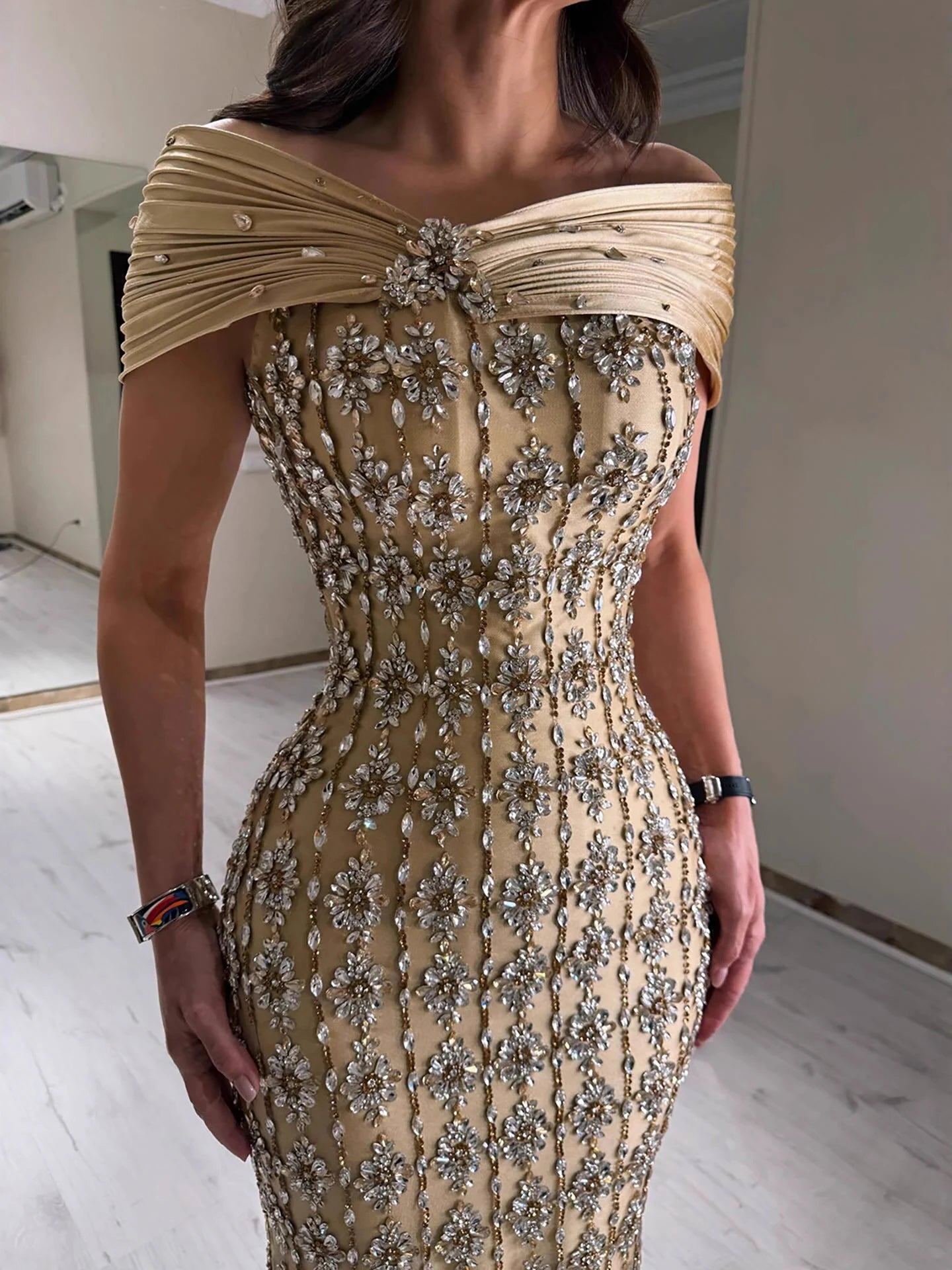 Luxury Gold Arabic Ruffles Evening Dress LA73362 - SERENE HILL