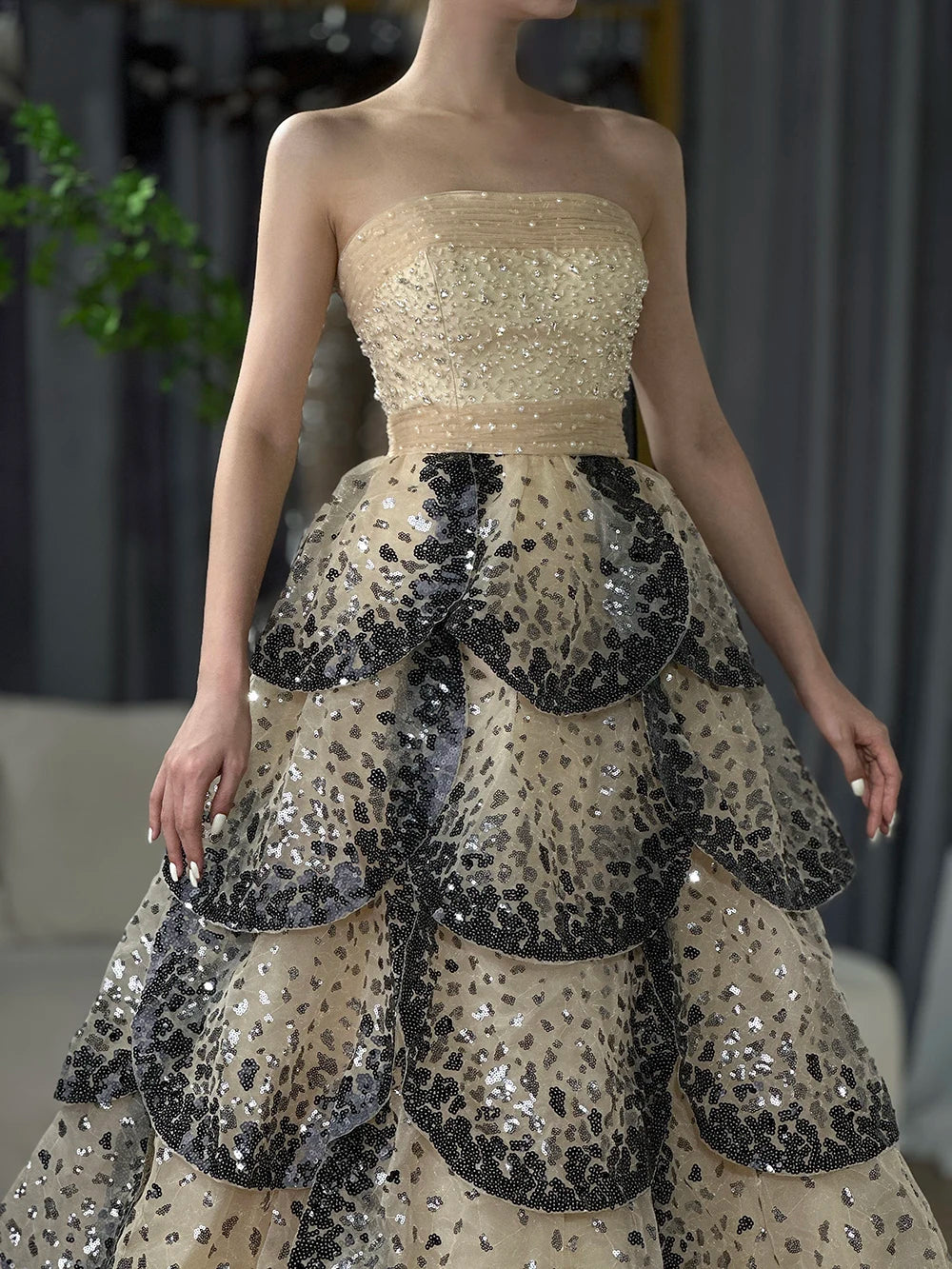 Luxury Dubai Black Nude Luxury Saudi Evening Dresses with Sparkly Sequin Tiered Ruffles for Formal Gowns LA72505A - SERENE HILL
