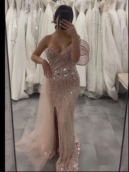 Luxury Dubai Pink Beaded One-Shoulder Mermaid Evening Gown with Slit and Tulle Detail for Formal Occasion LA72888 - SERENE HILL