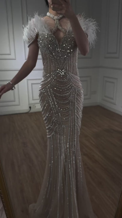 Luxury Pink Feather Halter Beaded Evening Gown for Wedding Party LA73212