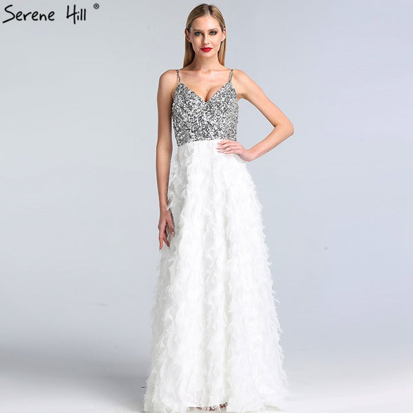 On Sale No Return No Refund Sale Dubai White V-Neck Backless Luxury Evening Dresses 2025 Sleevleess Sequined Tiered Formal Dress Serene Hill LA60955