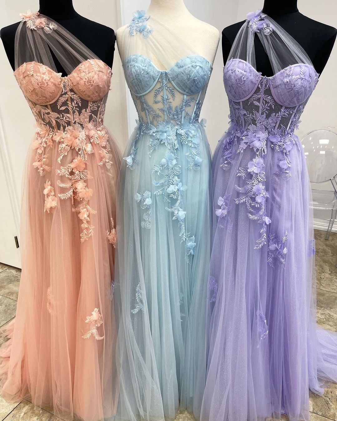 Serene Hill Lilac One Shoulder Split Long 2025 Flower Graduation School Party Gown Celebrity Prom Dresses LA71881 - SERENE HILL
